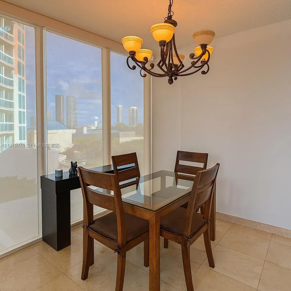 3370 Hidden Bay Dr #511 Aventura, FL 33180
