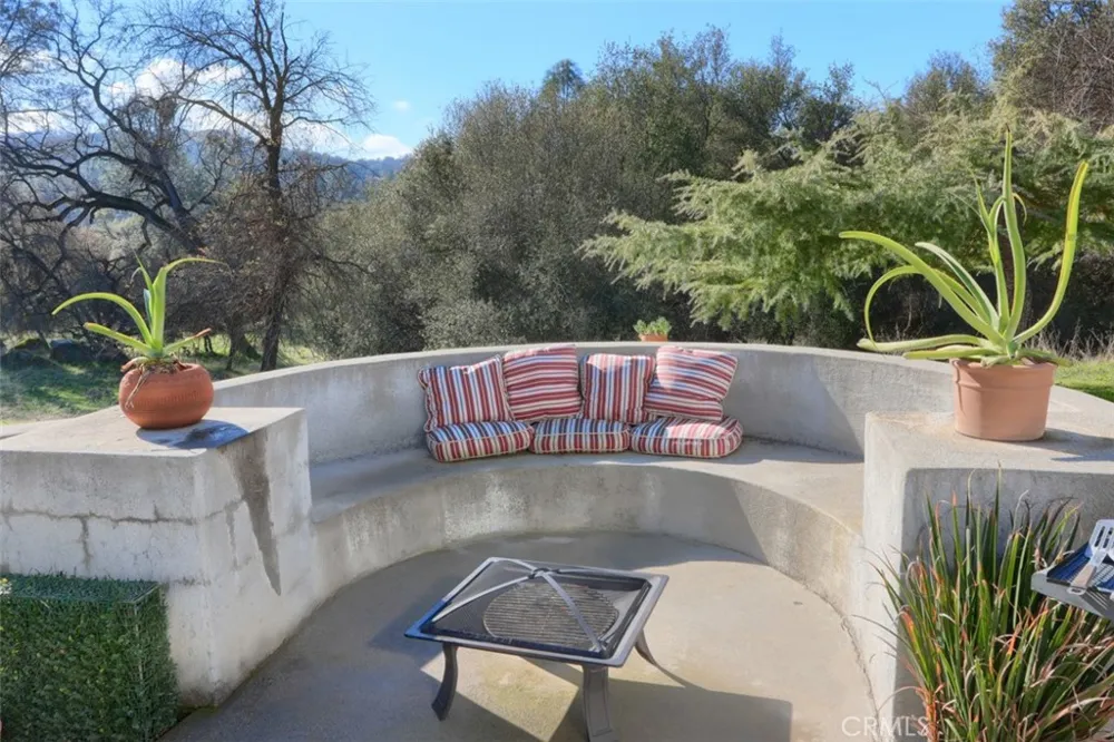 40461 Long Hollow Drive Coarsegold, CA 93614