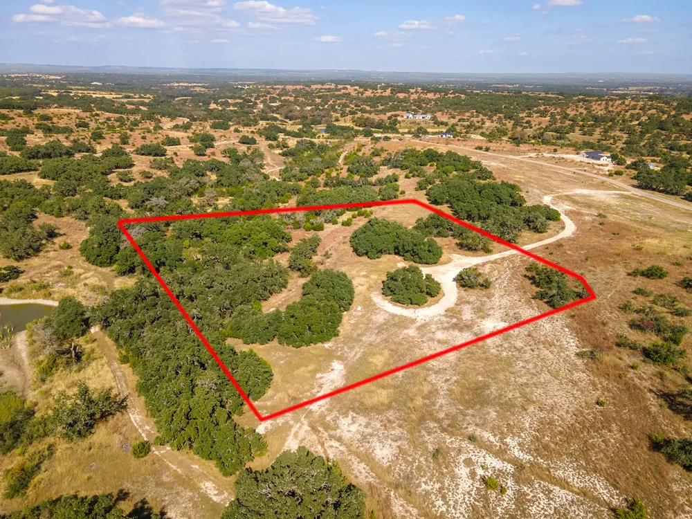 140 Lantana Drive Johnson City, TX 78636