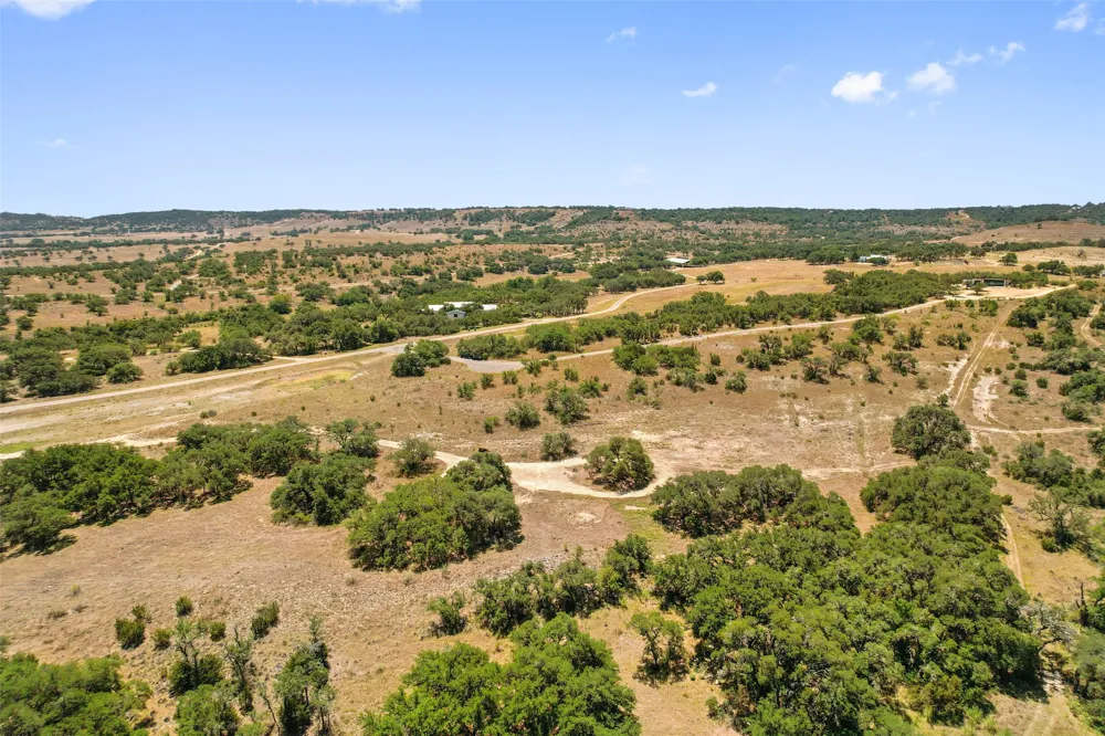 140 Lantana Drive Johnson City, TX 78636