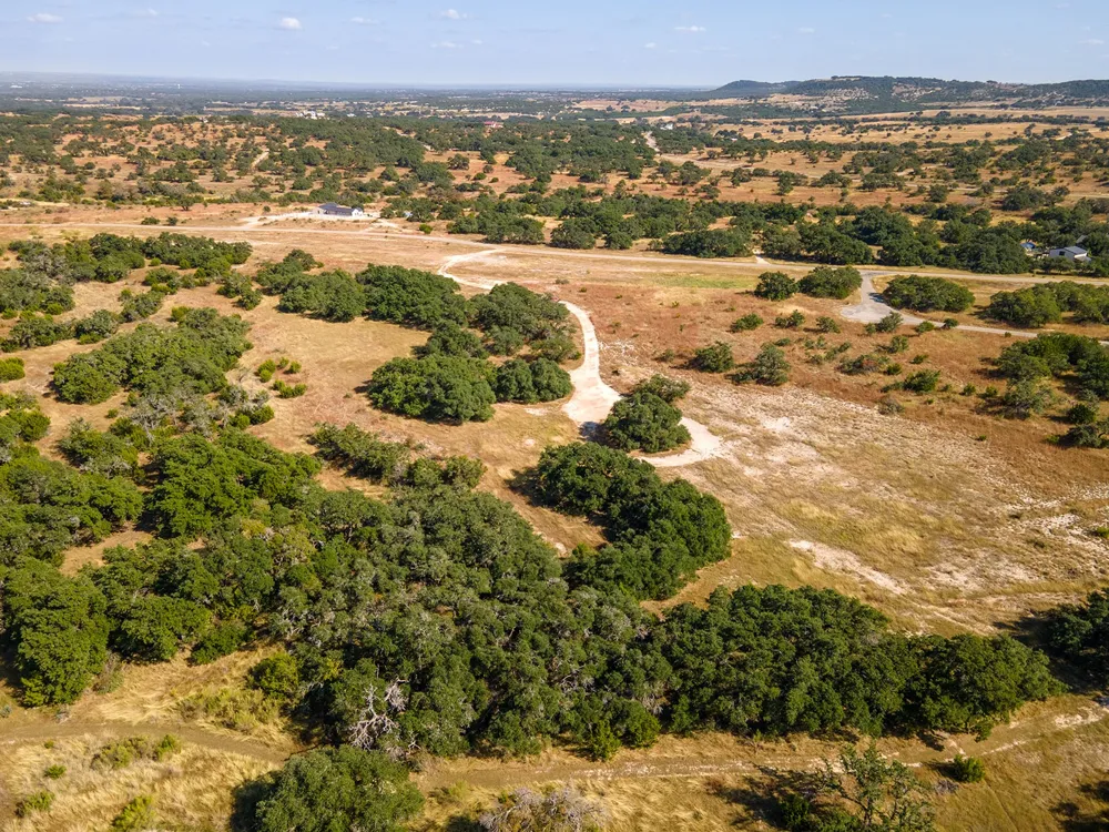 140 Lantana Drive Johnson City, TX 78636