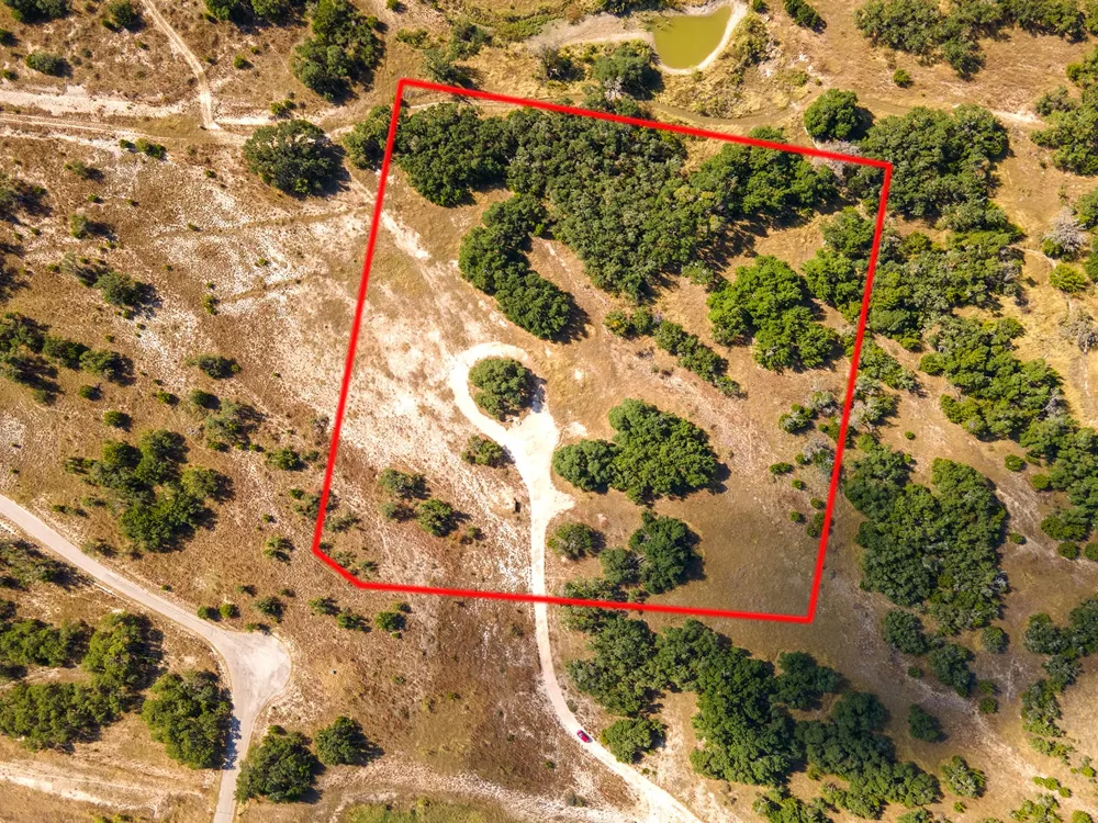 140 Lantana Drive Johnson City, TX 78636