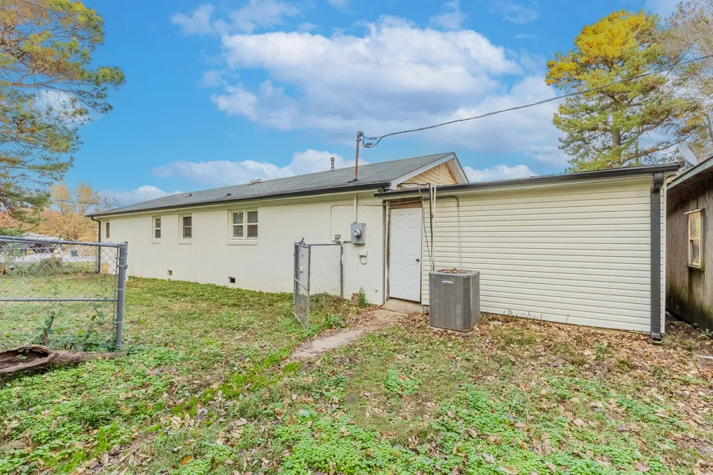 2911 N Central Ave Humboldt, TN 38343