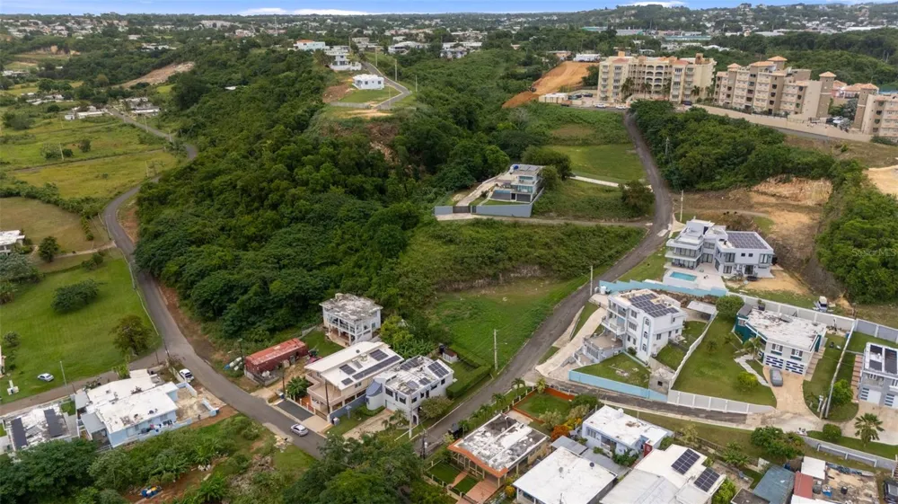 CARR. 107 INT.BO.BORINQUEN Aguadilla, PR 00603