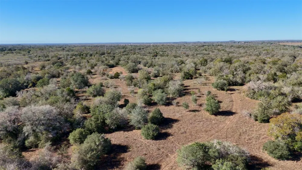 7180 CR 283 Harwood, TX 78632