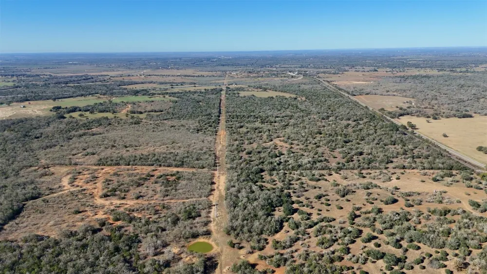 7180 CR 283 Harwood, TX 78632