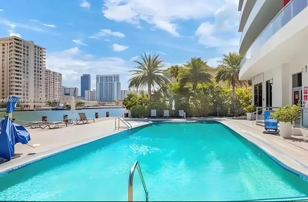 2602 E Hallandale Beach Blvd #R809 Hallandale Beach, FL 33009