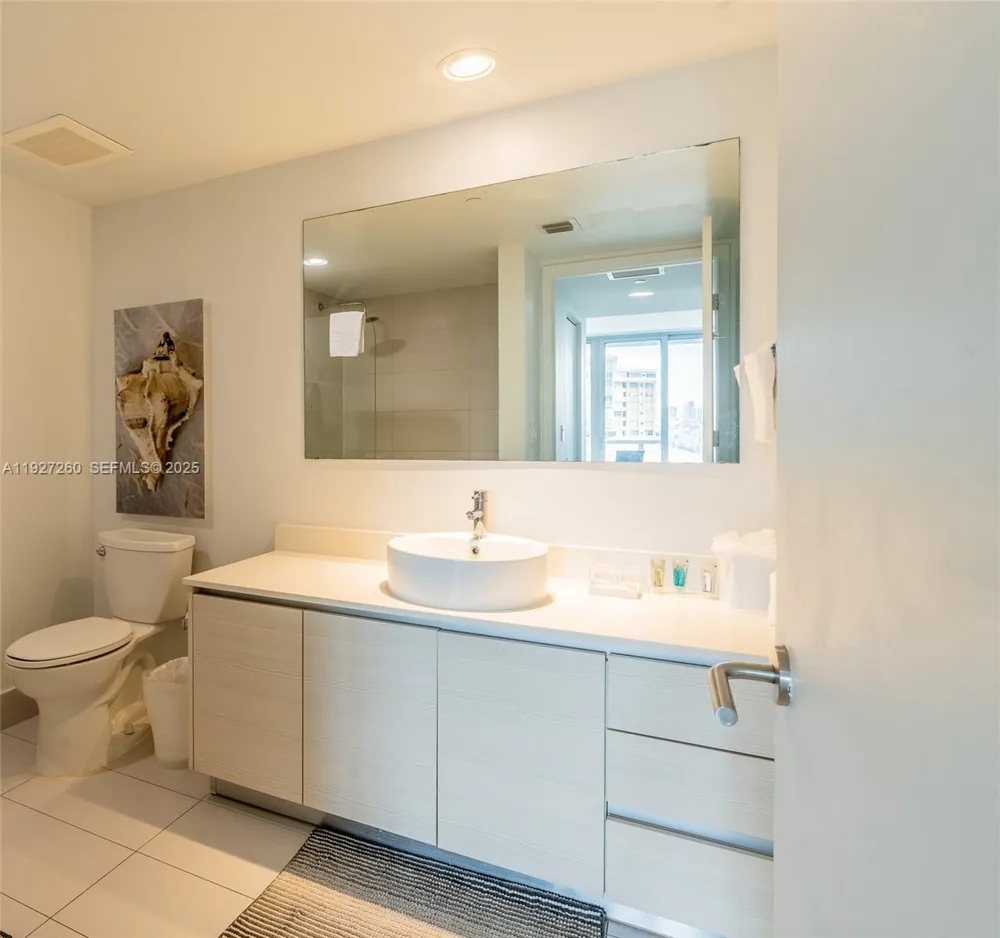 2602 E Hallandale Beach Blvd #R809 Hallandale Beach, FL 33009