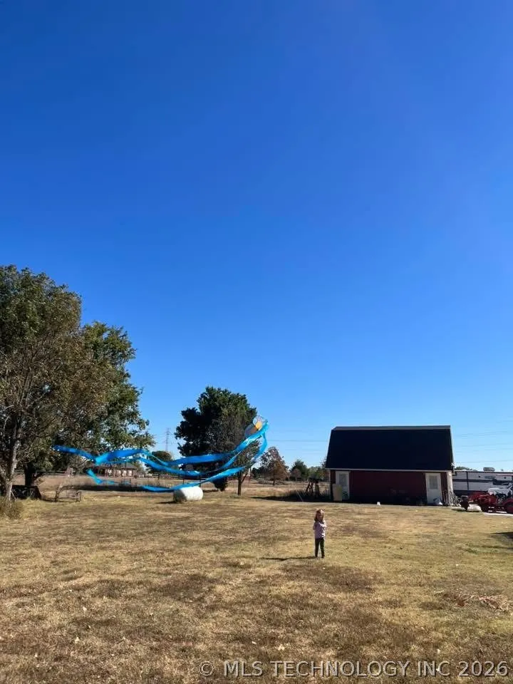 12725 S Brookdale Street Oologah, OK 74053
