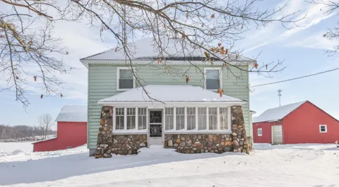 141 S Snow Prairie Road