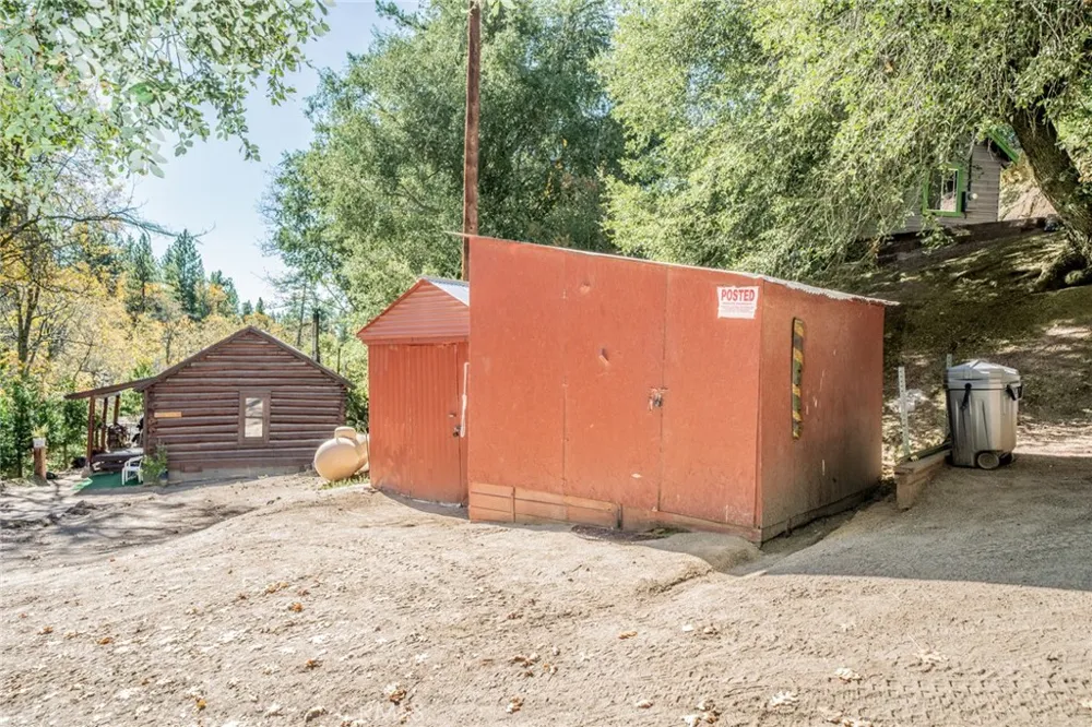 37644 Highway 38 Angelus Oaks, CA 92305