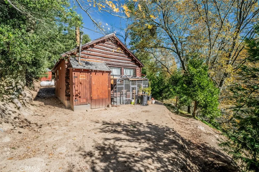 37644 Highway 38 Angelus Oaks, CA 92305