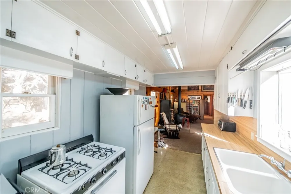 37644 Highway 38 Angelus Oaks, CA 92305