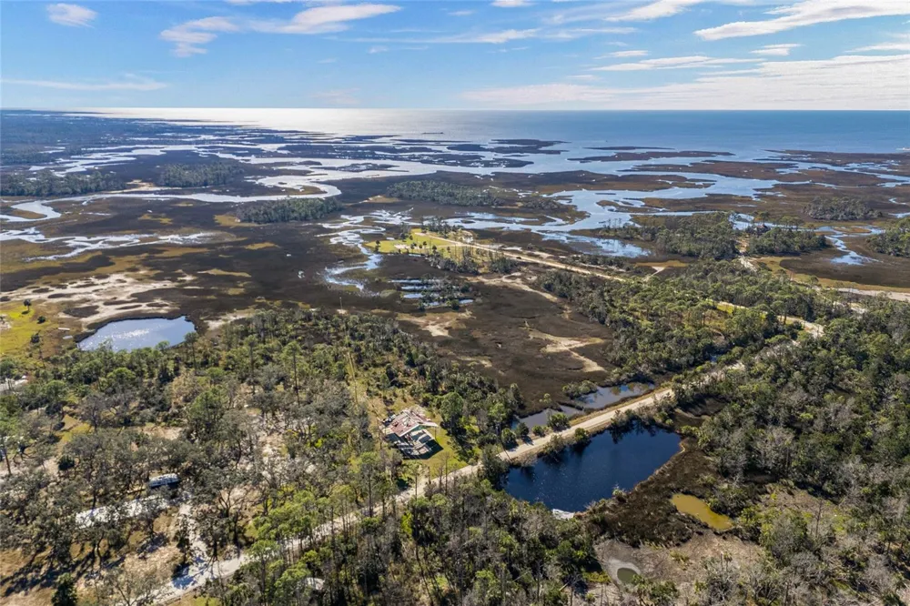 125 SW 284 Steinhatchee, FL 32359