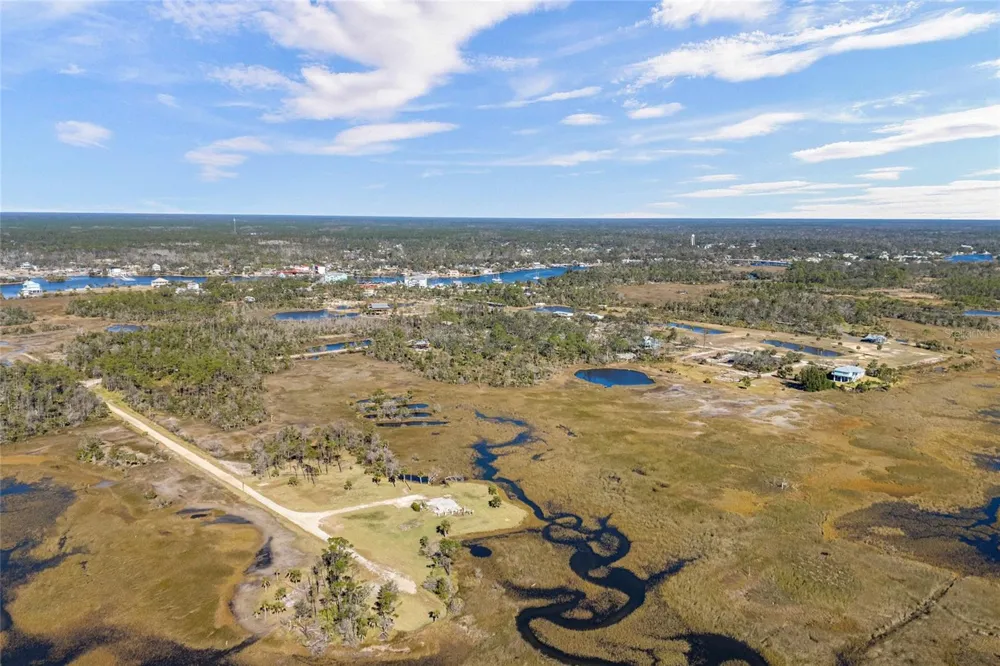 125 SW 284 Steinhatchee, FL 32359
