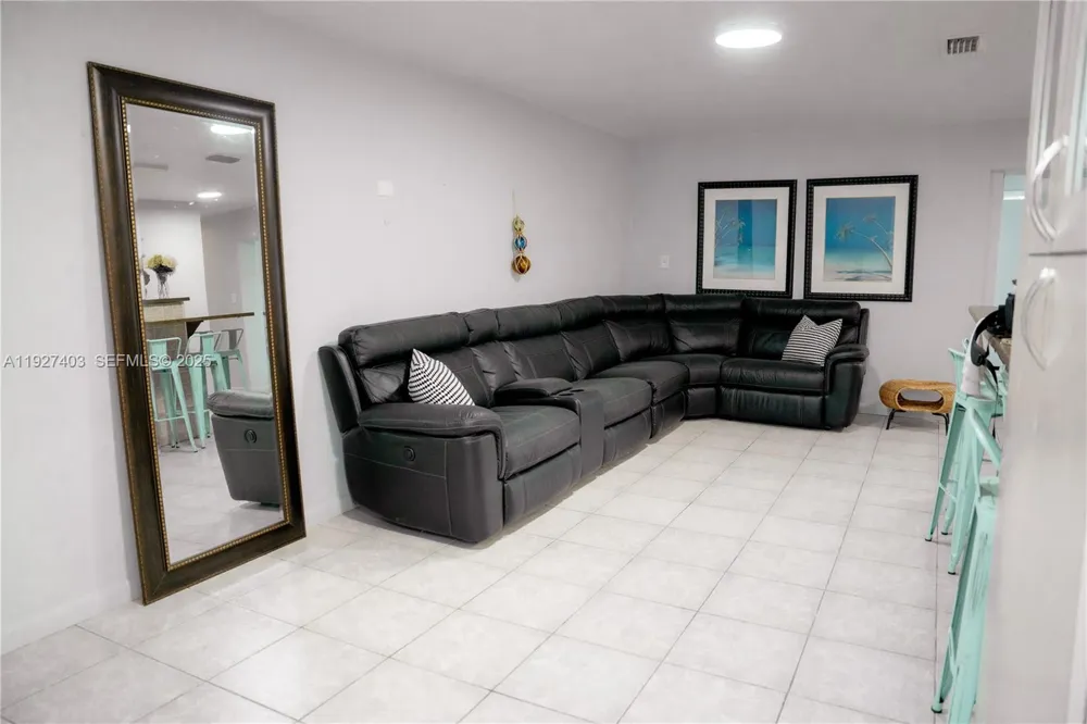 1403 Grouper Dr Marathon, FL 33050