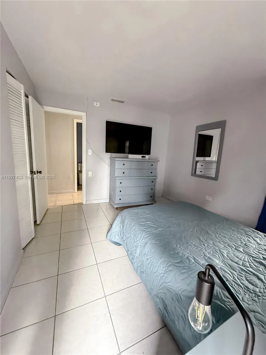 1403 Grouper Dr Marathon, FL 33050
