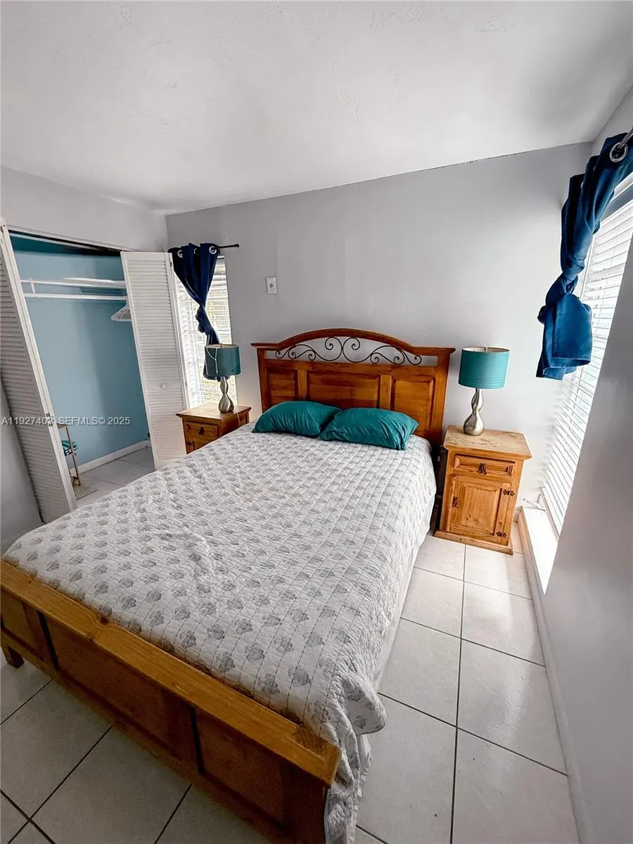1403 Grouper Dr Marathon, FL 33050