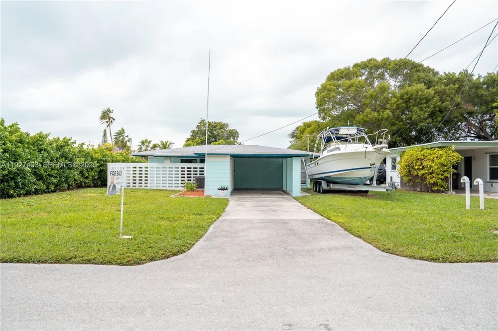 1403 Grouper Dr Marathon, FL 33050