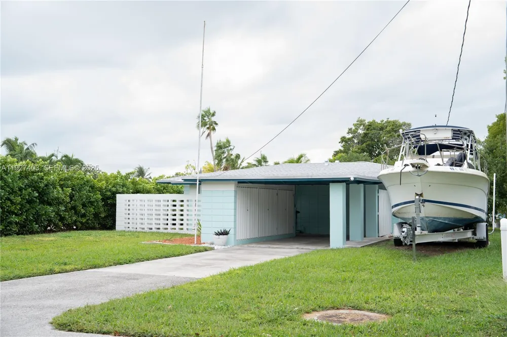 1403 Grouper Dr Marathon, FL 33050