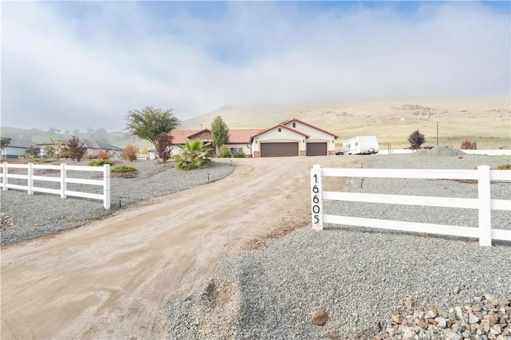16605 Deer Creek Drive Springville, CA 93265