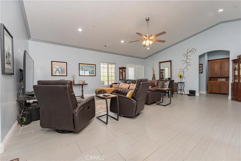 16605 Deer Creek Drive Springville, CA 93265