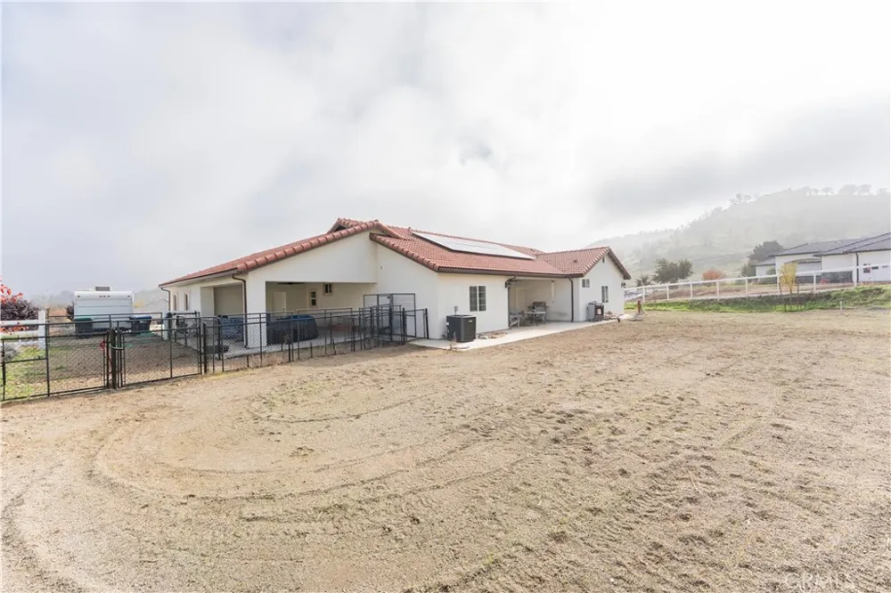 16605 Deer Creek Drive Springville, CA 93265
