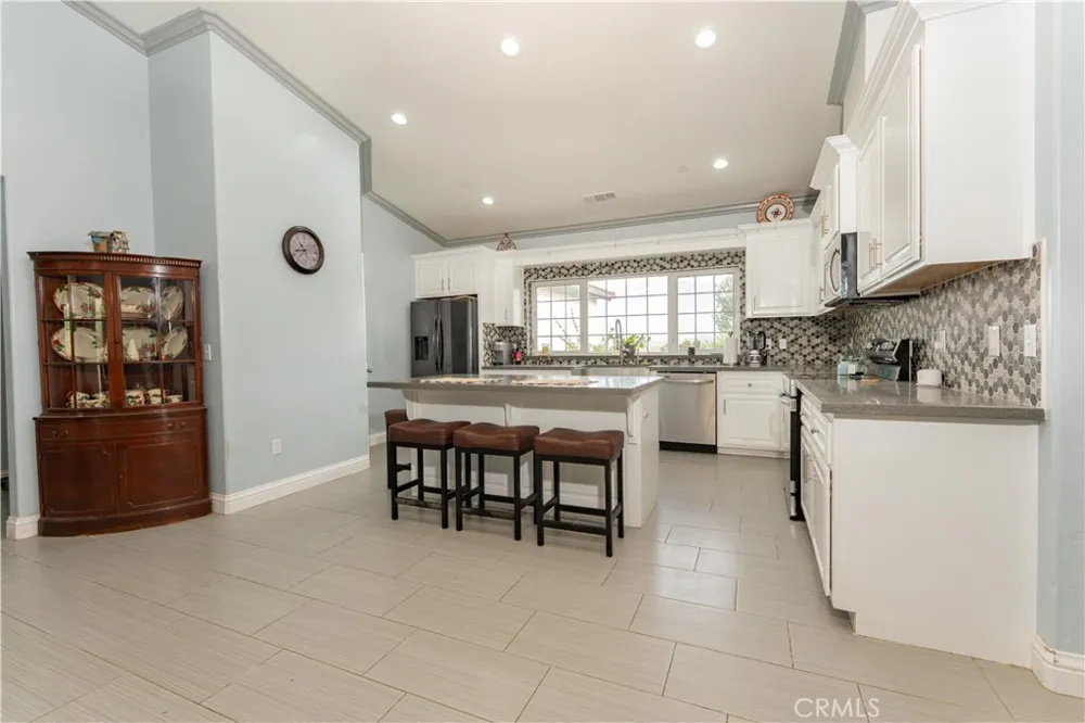 16605 Deer Creek Drive Springville, CA 93265