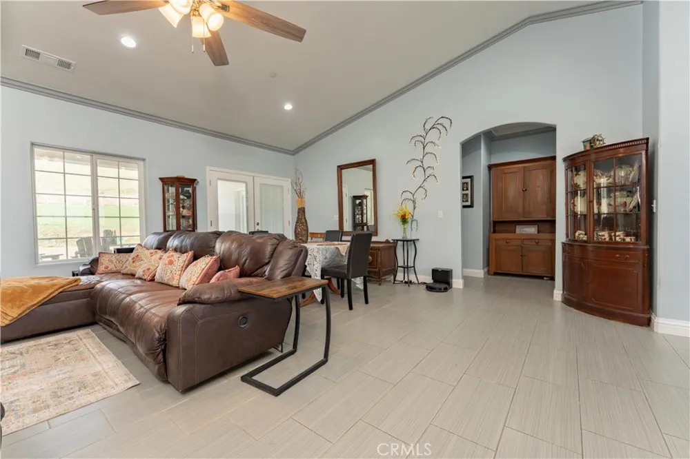 16605 Deer Creek Drive Springville, CA 93265