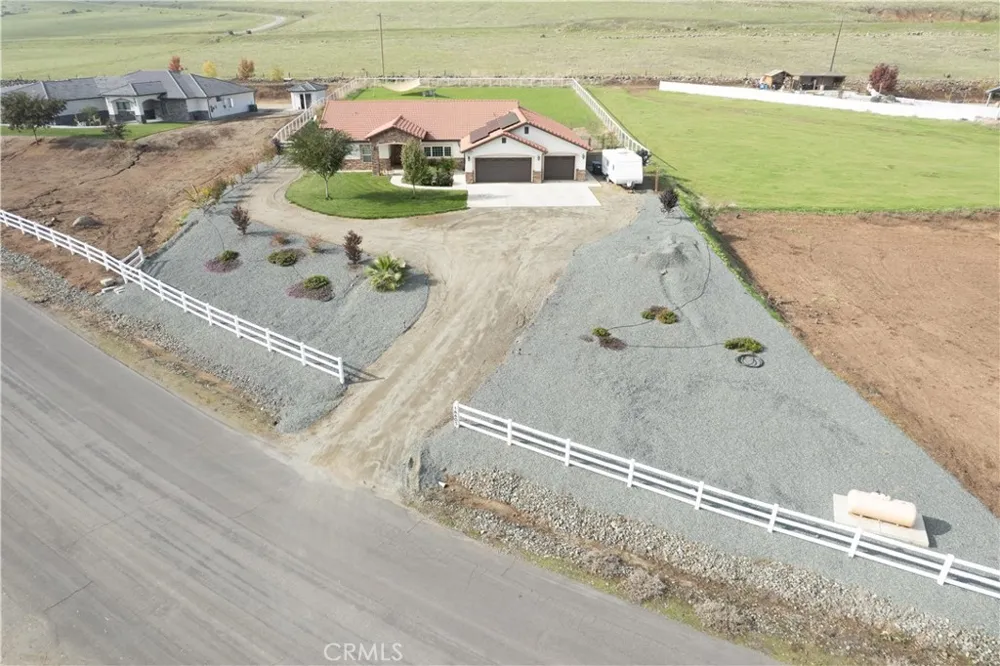 16605 Deer Creek Drive Springville, CA 93265