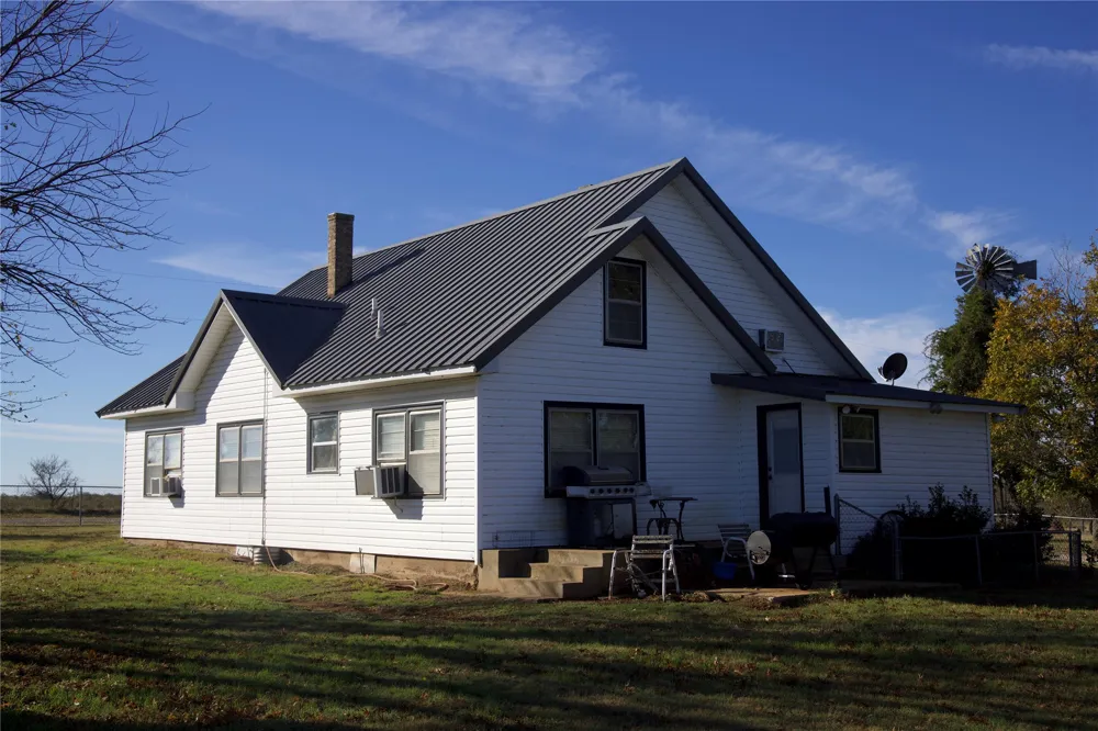 6172 FM 1769 Graham, TX 76450