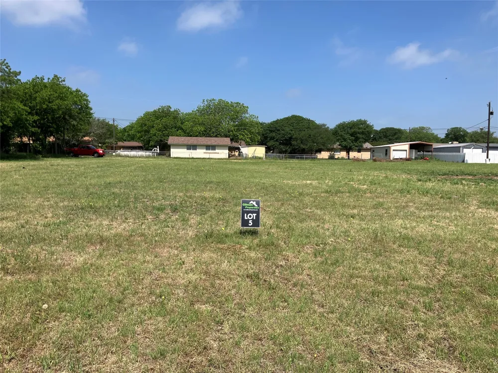 Hawk Street Dublin, TX 76446