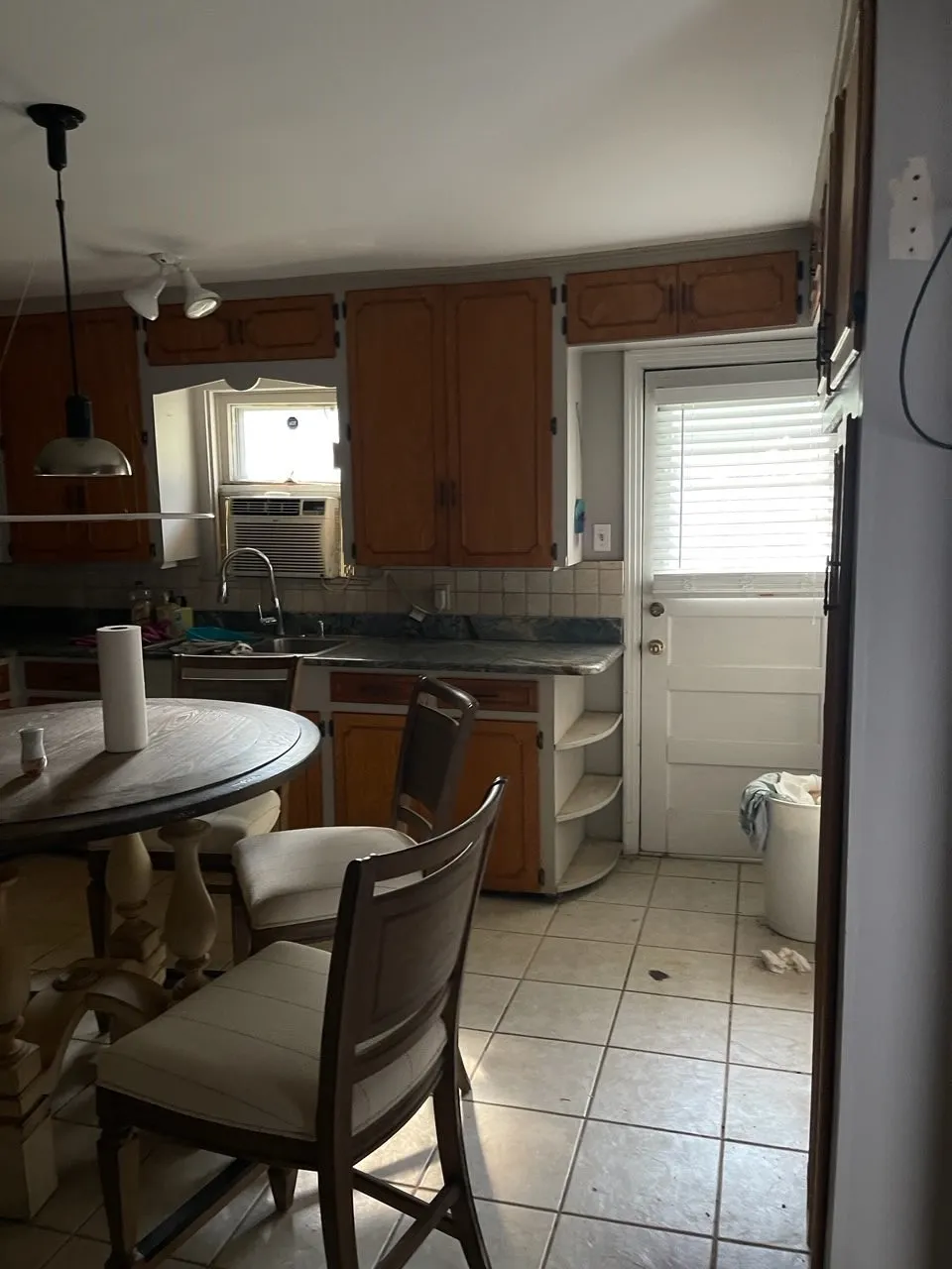 1001 S Fairway Street Fairfield, TX 75840