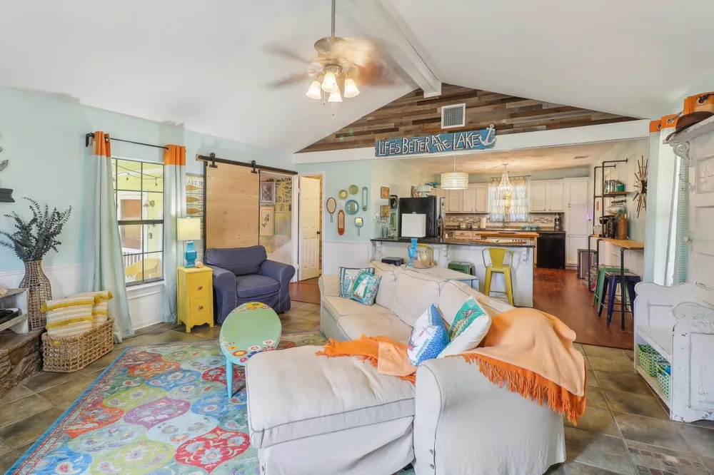 176 Bayside Circle Malakoff, TX 75148