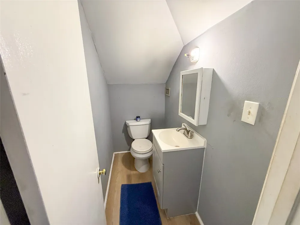 1210 Monroe Street Commerce, TX 75428