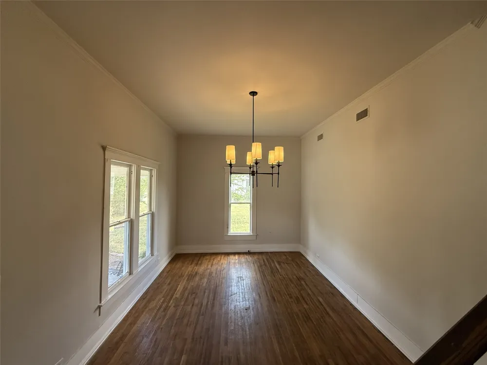 1210 Monroe Street Commerce, TX 75428