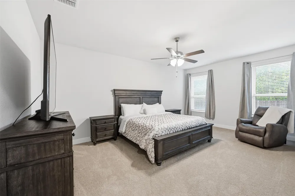 813 Comal Drive Mansfield, TX 76063
