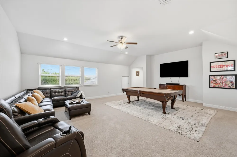 813 Comal Drive Mansfield, TX 76063