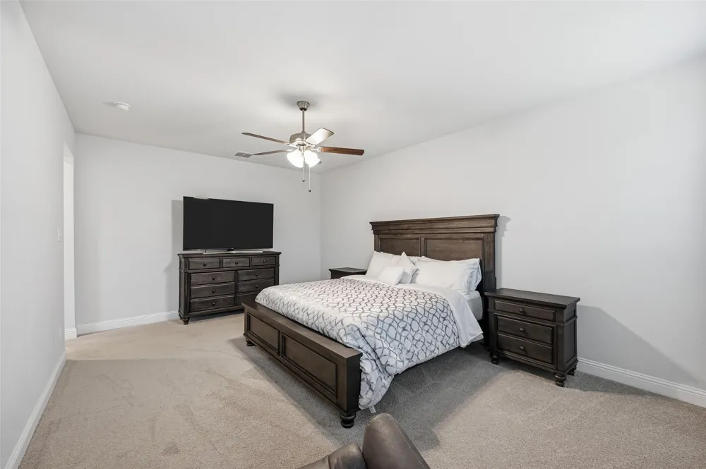 813 Comal Drive Mansfield, TX 76063