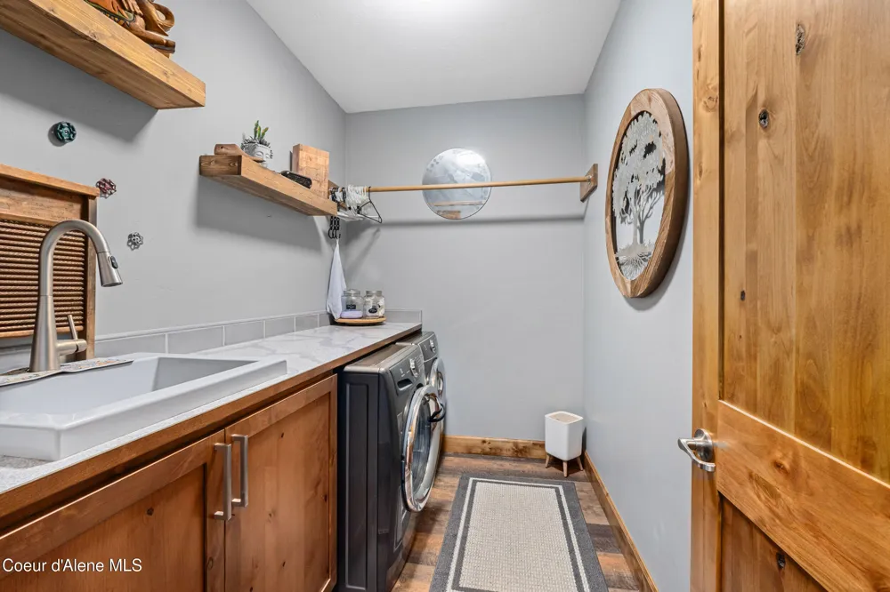 28615 Milan Road Chattaroy, WA 99003