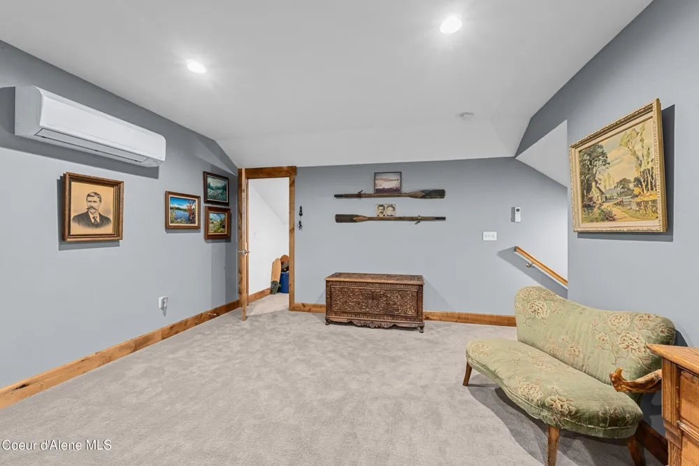 28615 Milan Road Chattaroy, WA 99003