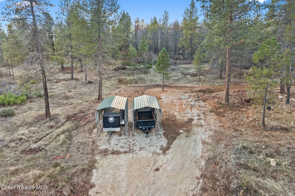28615 Milan Road Chattaroy, WA 99003