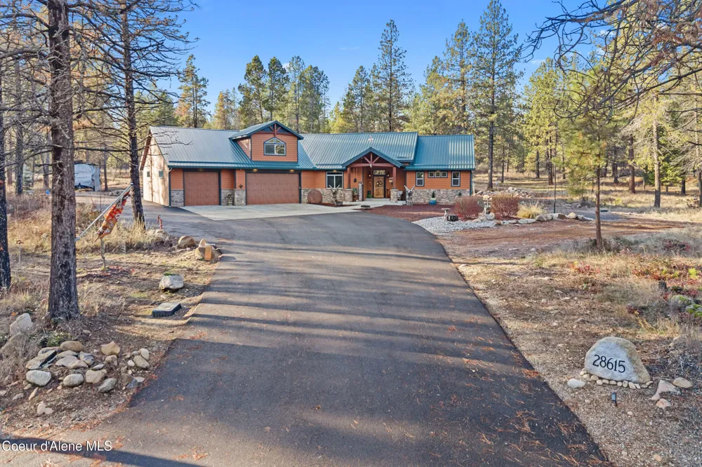 28615 Milan Road Chattaroy, WA 99003