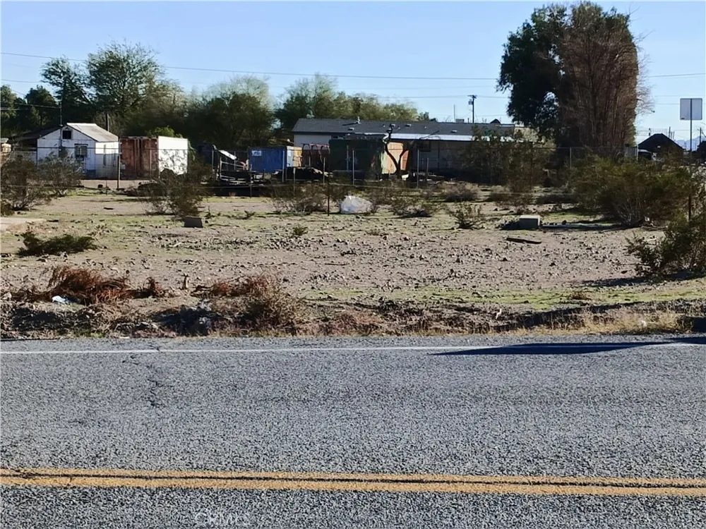 10 Santa Fe Street Daggett, CA 92327