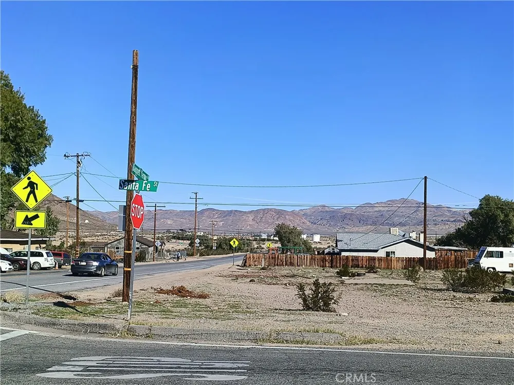 10 Santa Fe Street Daggett, CA 92327