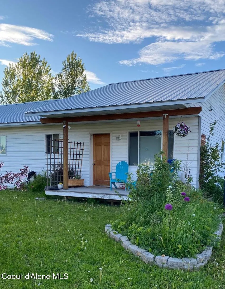 71 Schissler Lane Kootenai, ID 83840