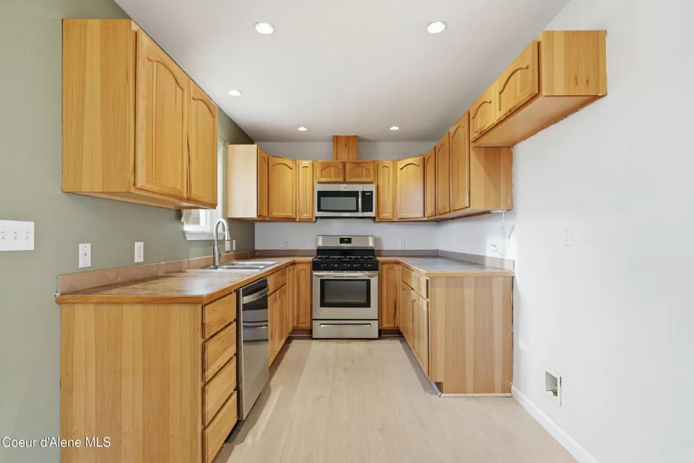 71 Schissler Lane Kootenai, ID 83840
