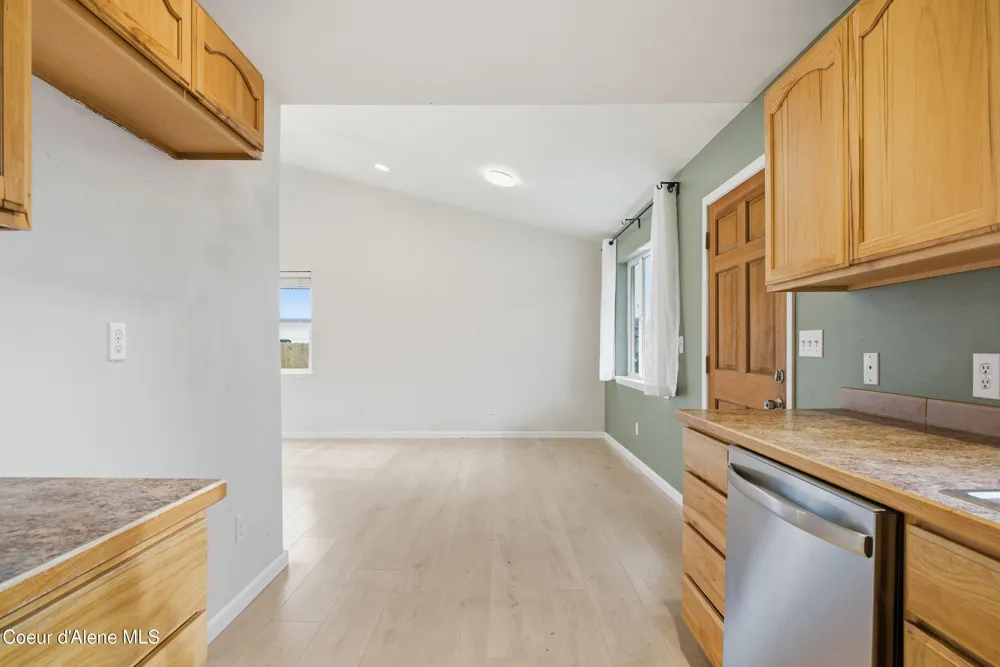 71 Schissler Lane Kootenai, ID 83840