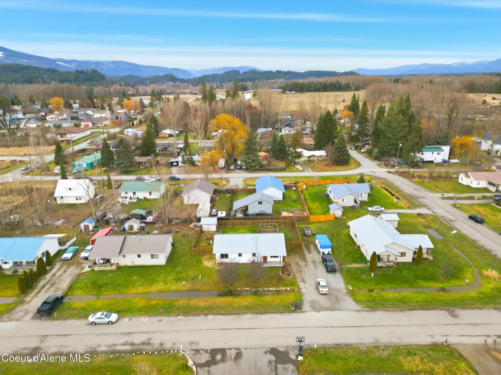 71 Schissler Lane Kootenai, ID 83840