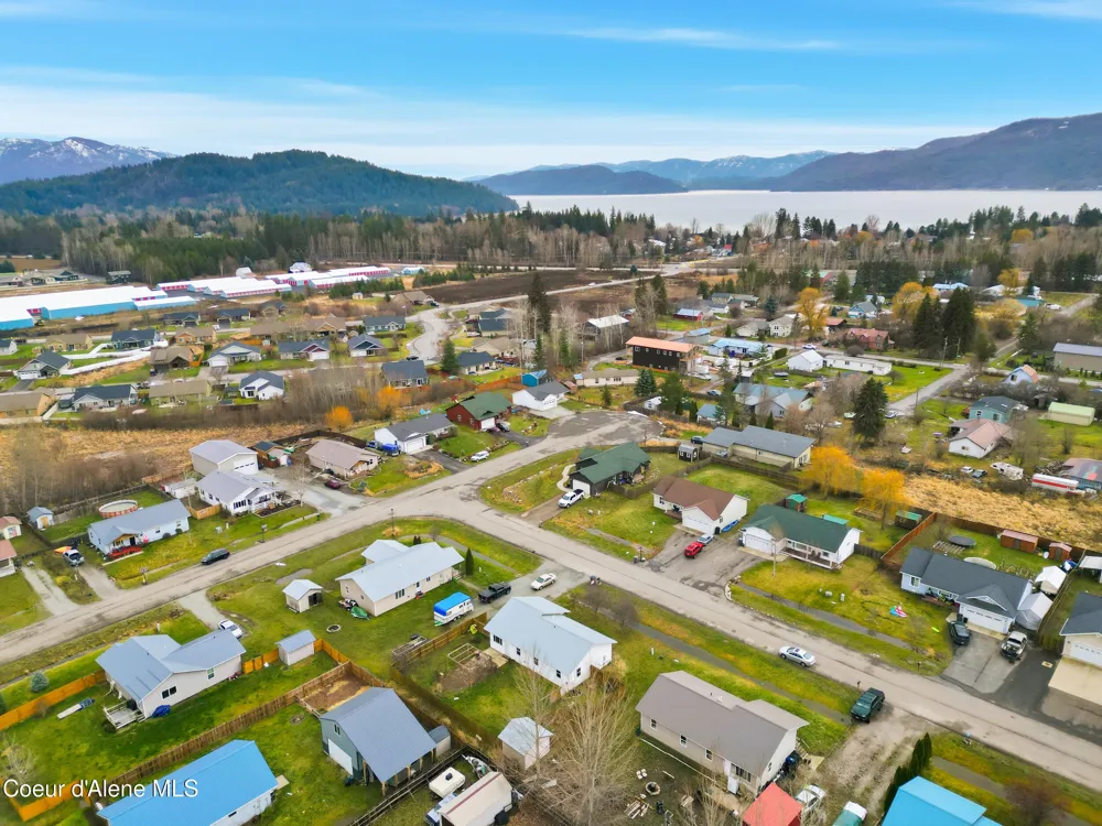 71 Schissler Lane Kootenai, ID 83840